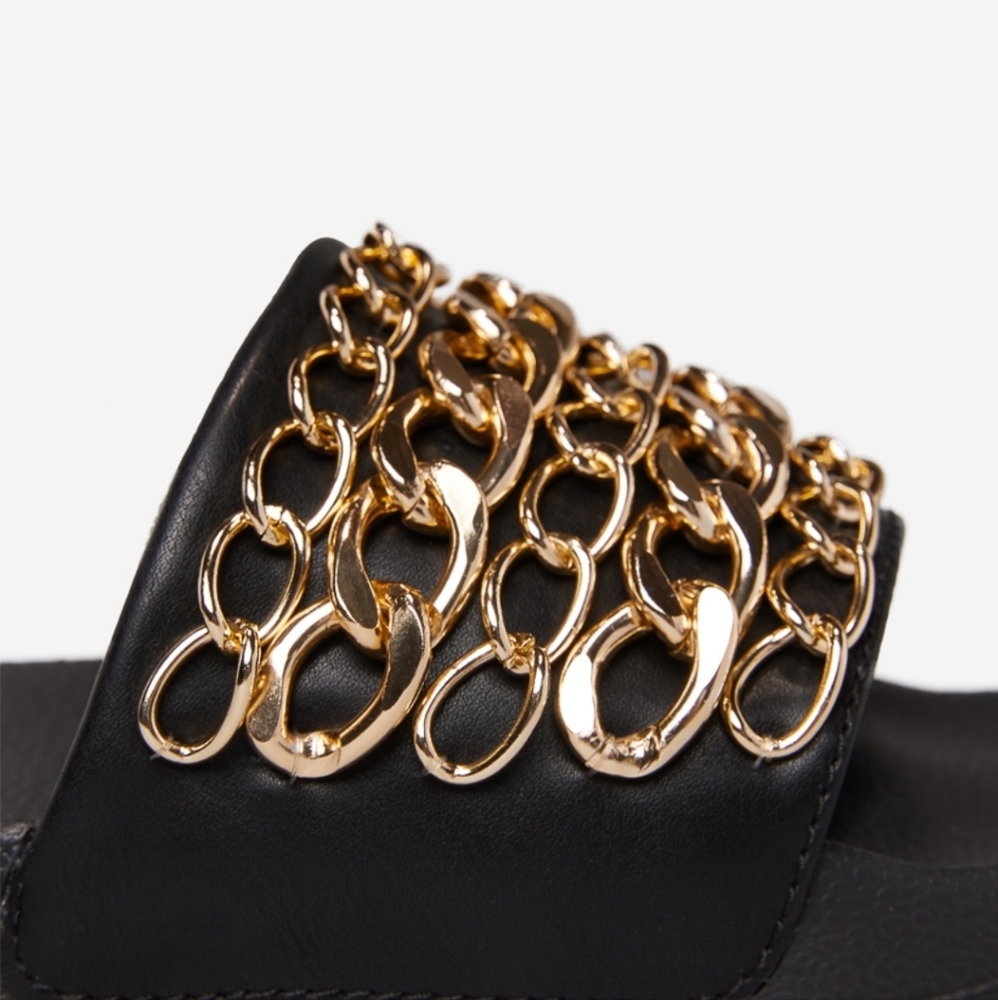 🥰NEW Black Slides - Picture 4 of 5